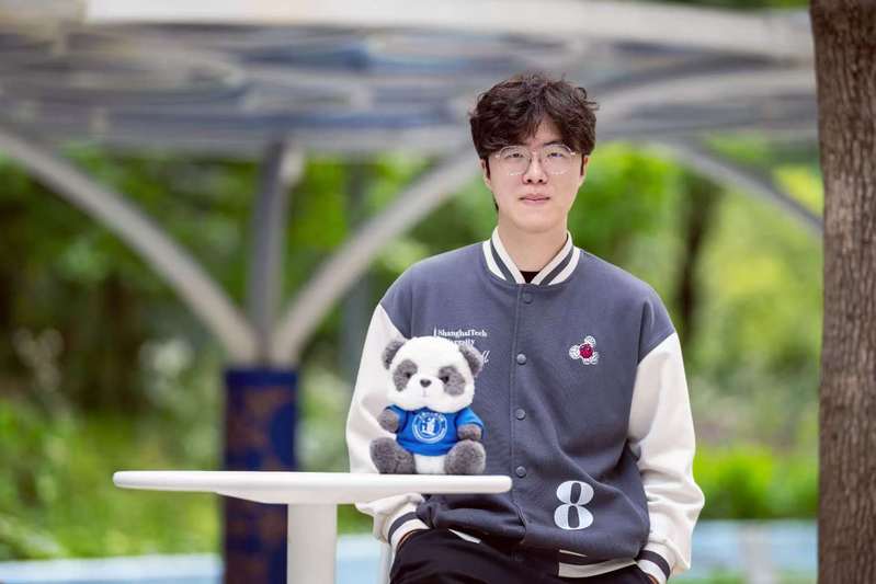 毕业生故事 | 范忧乐：以忧为念，以乐为心